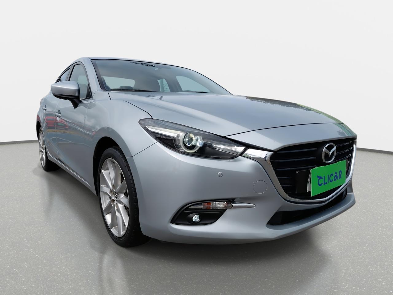 Automovil Mazda 3