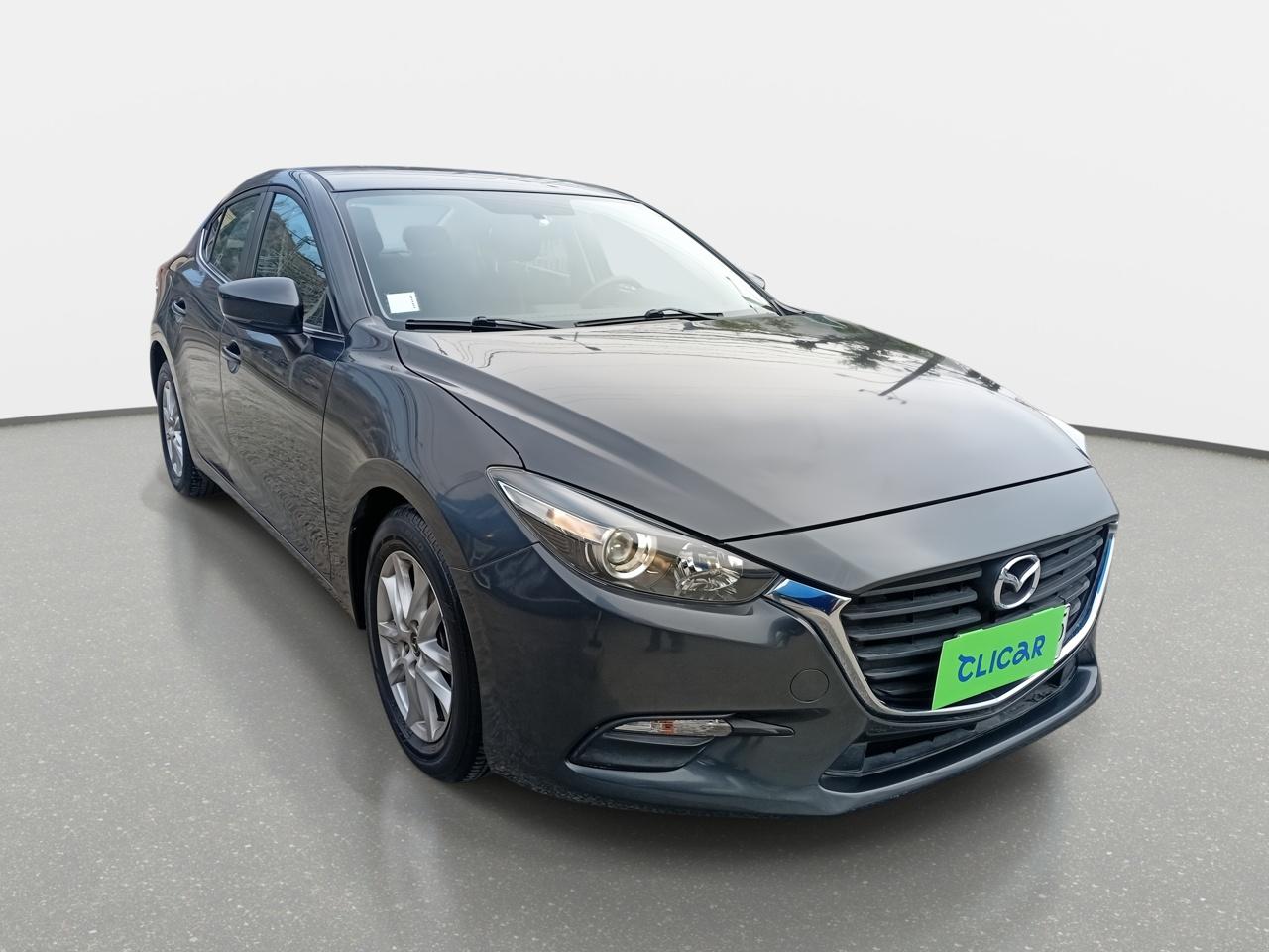 Automovil Mazda 3