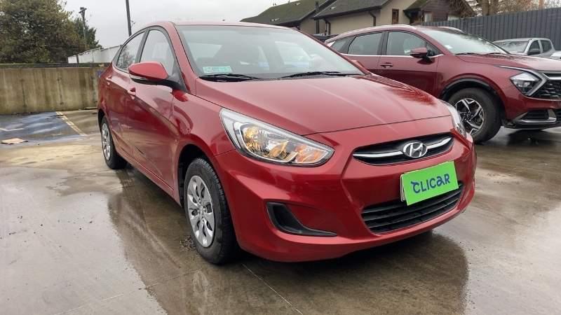 Automovil Hyundai Accent