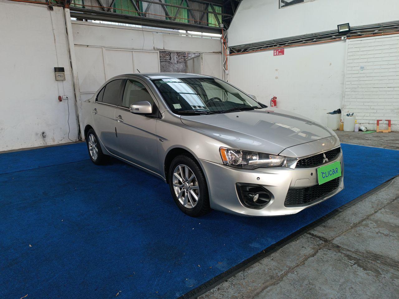 Sedan Mitsubishi Lancer