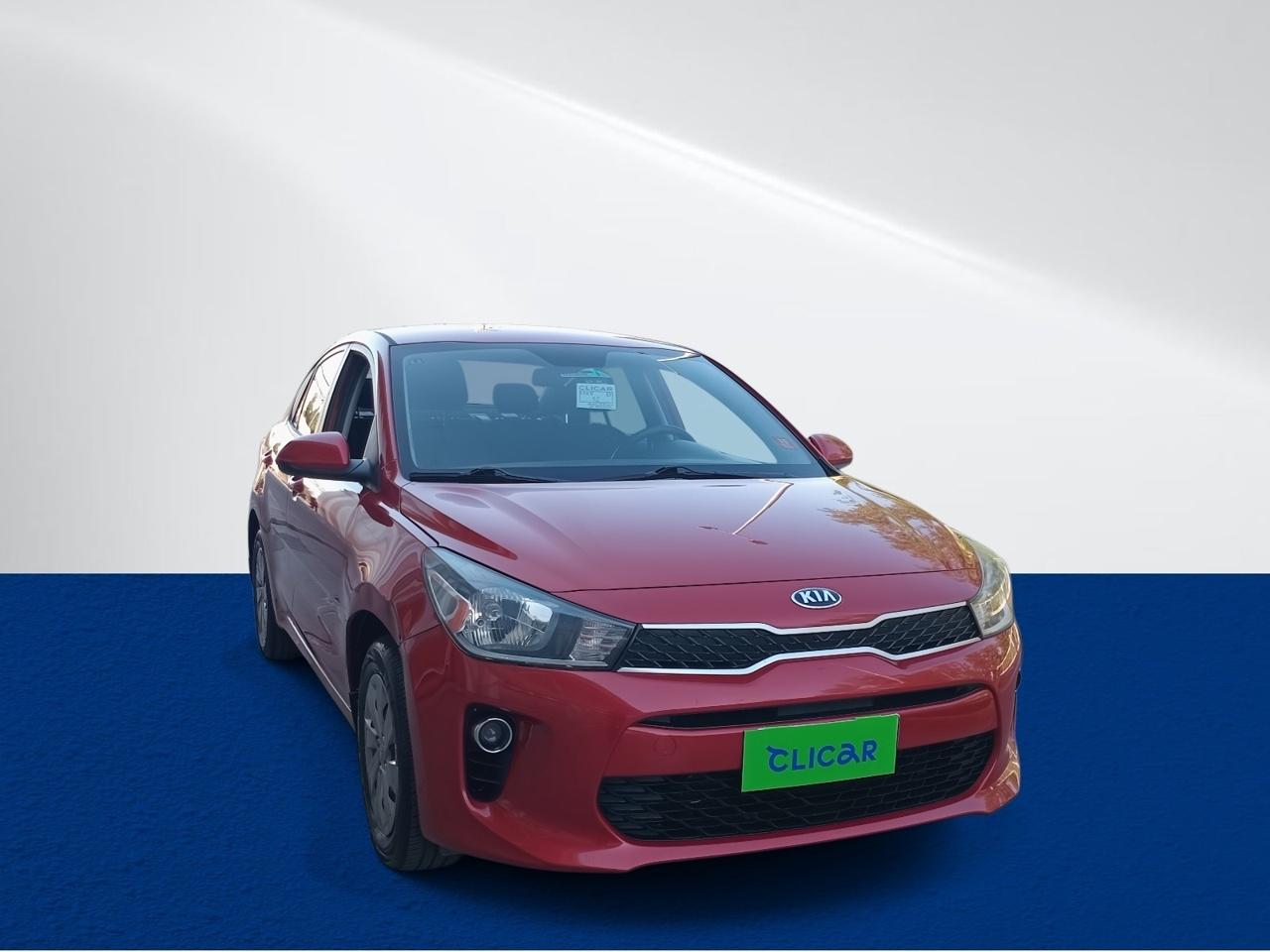 Automovil Kia Rio 4