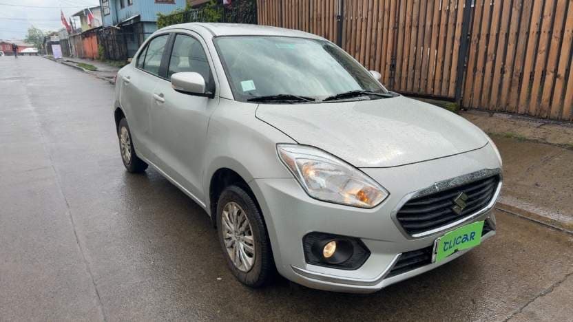 Automovil Suzuki Dzire
