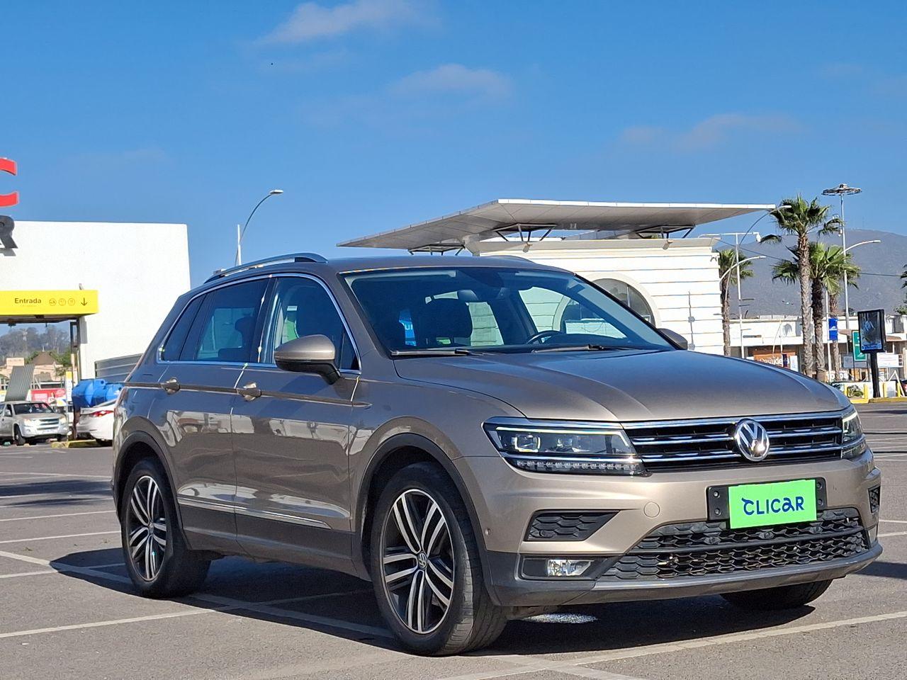 Station Wagon Volkswagen Tiguan