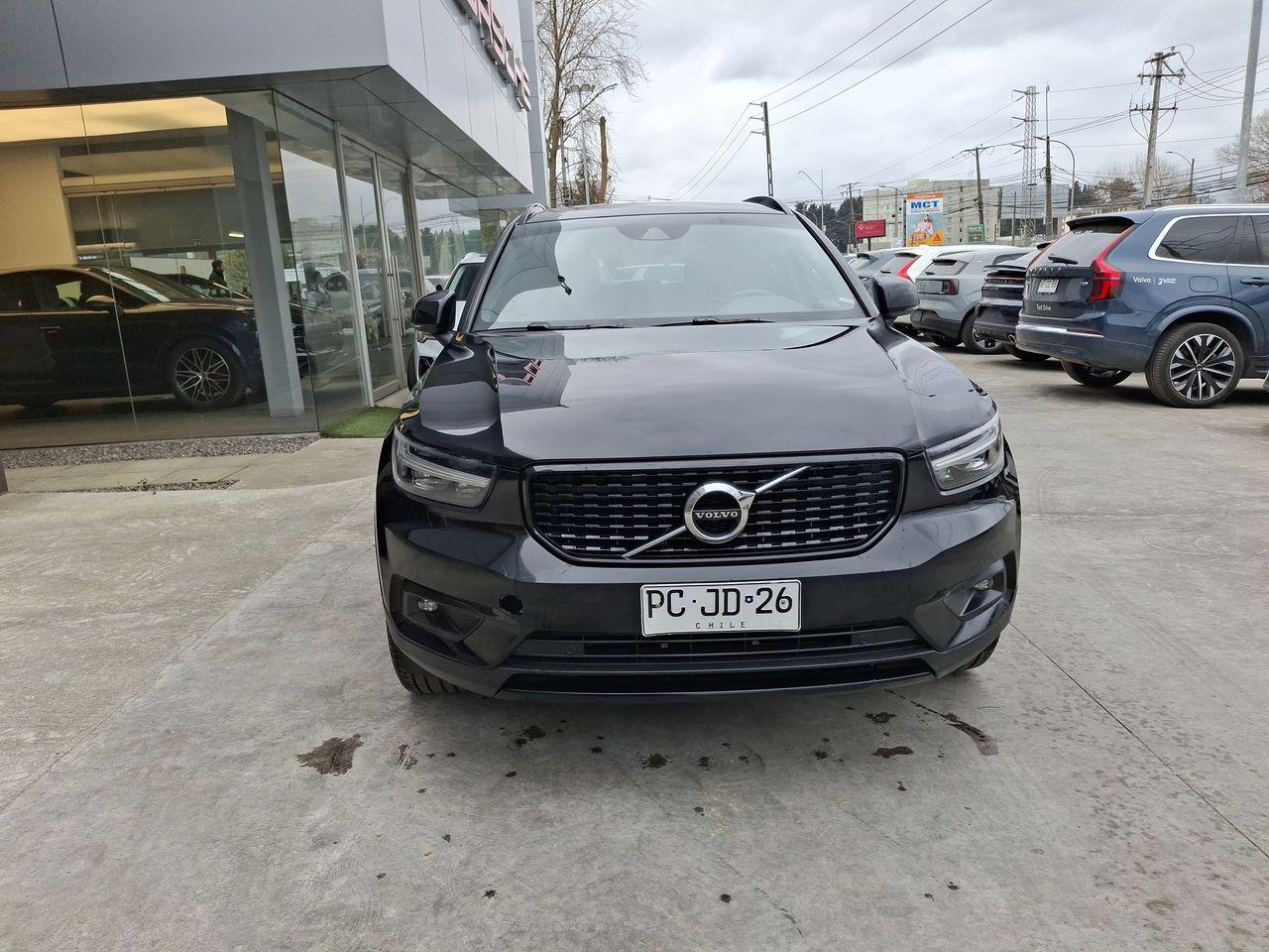 Station Wagon Volvo Xc40