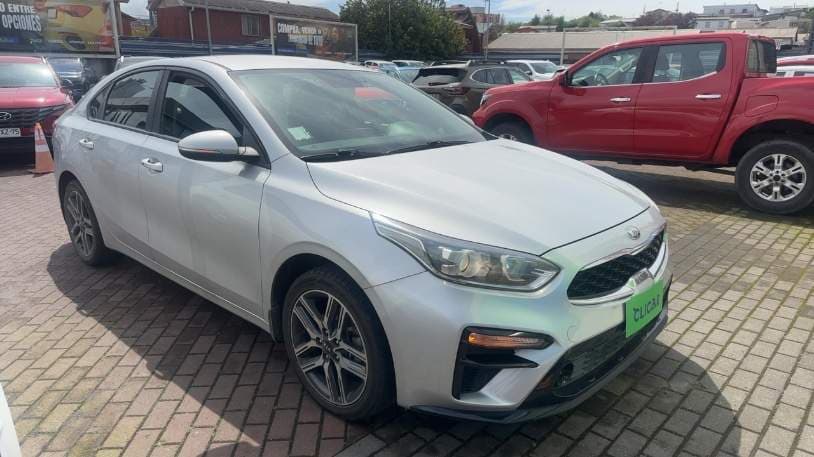 Automovil Kia Cerato