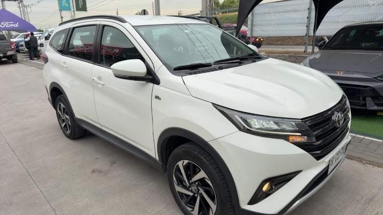 Suv Toyota Rush