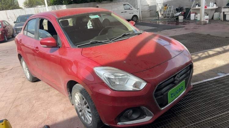 Automovil Suzuki Dzire
