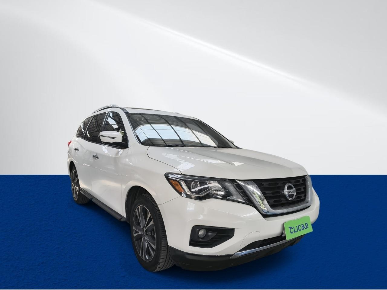 Station Wagon Nissan Pathfinder