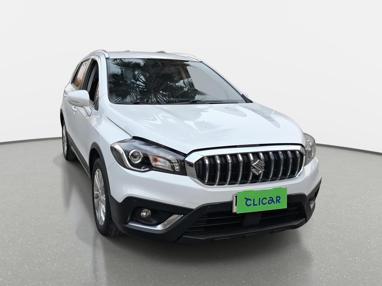 Station Wagon Suzuki S-cross