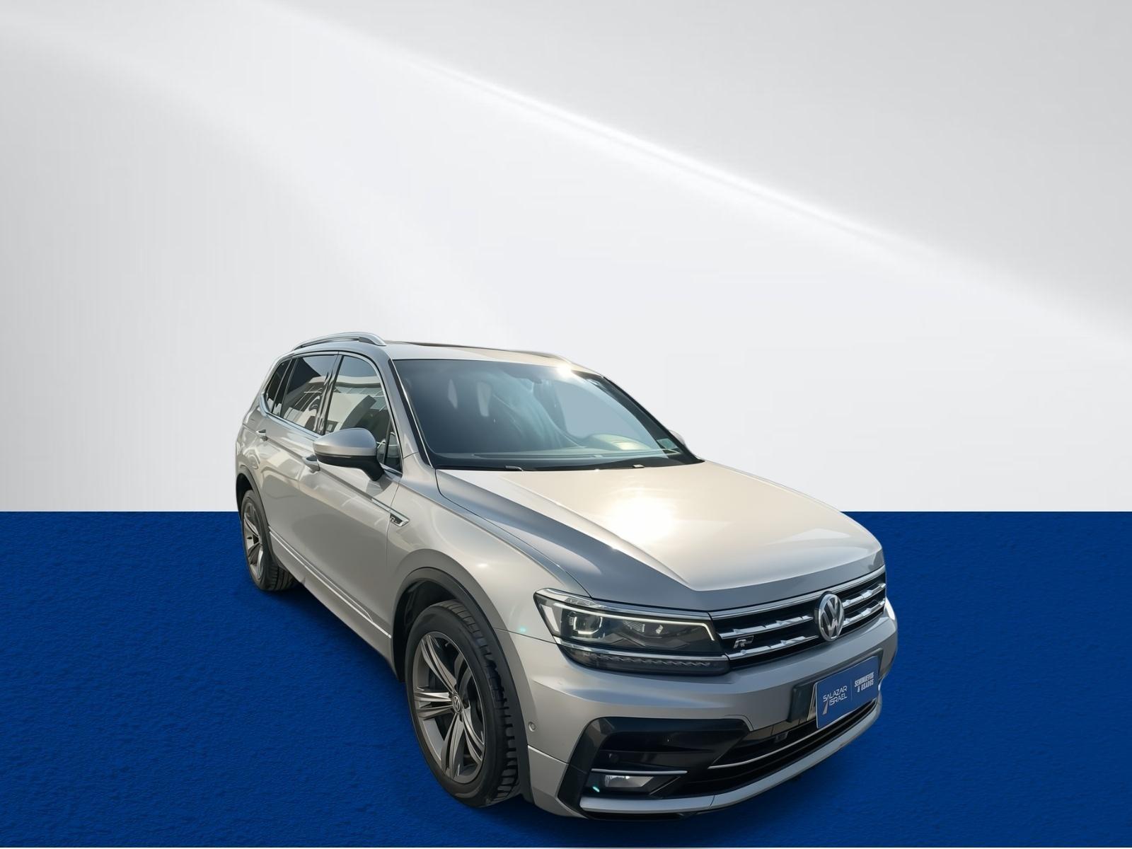 Station Wagon Volkswagen Tiguan