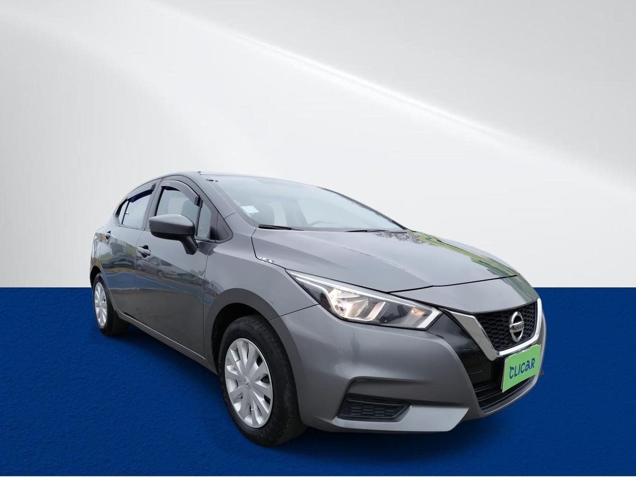 Automovil Nissan Versa