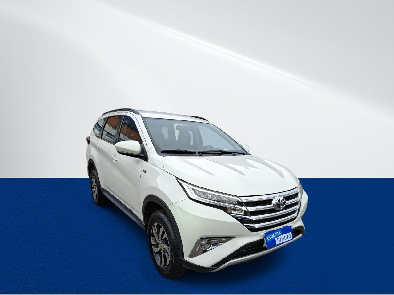 Station Wagon Toyota Rush