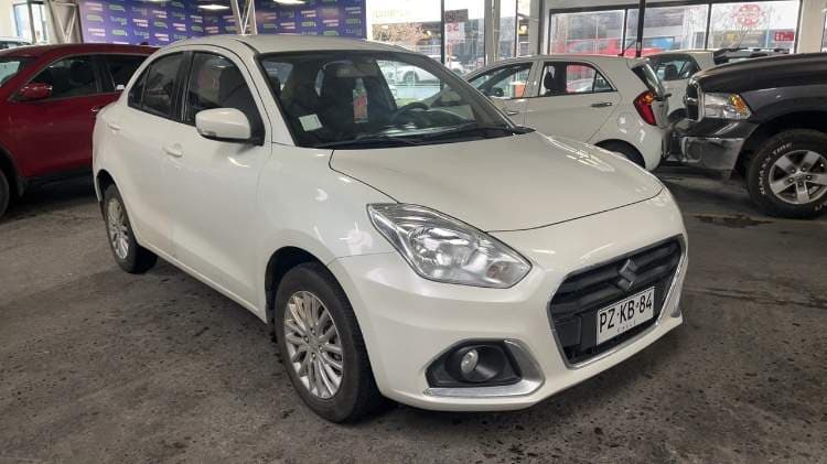 Automovil Suzuki Dzire