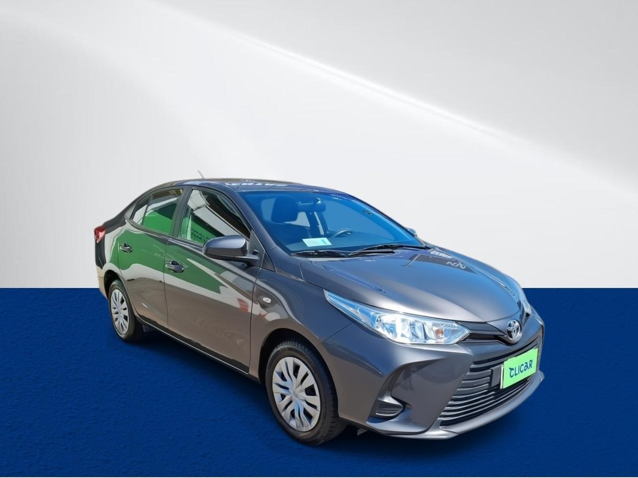 Automovil Toyota Yaris