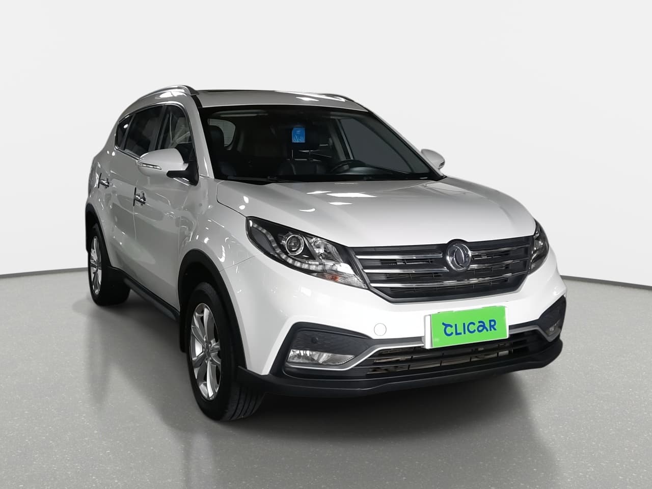 Suv Dfsk 580