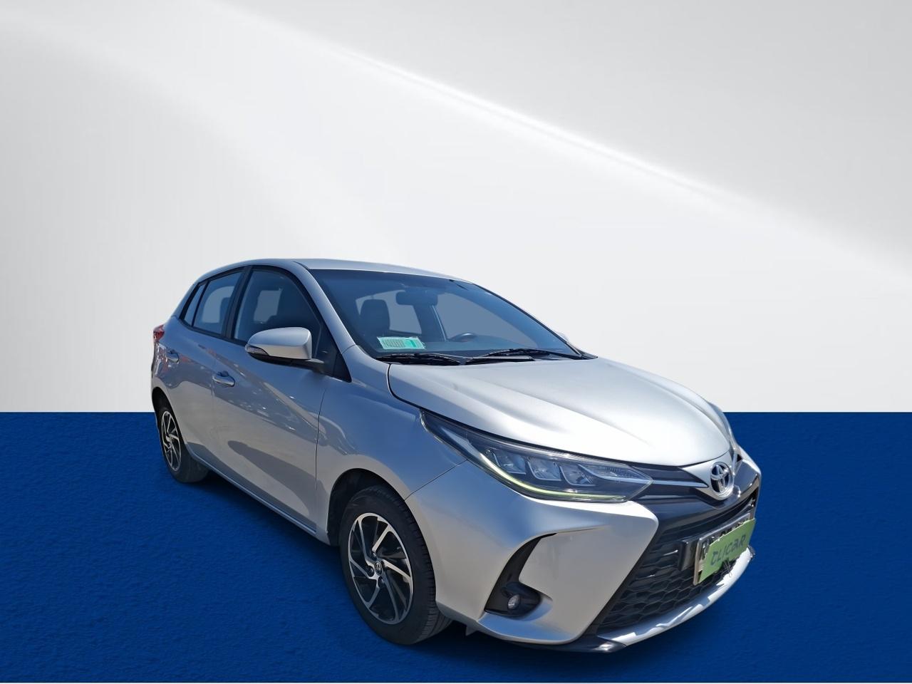 Automovil Toyota Yaris