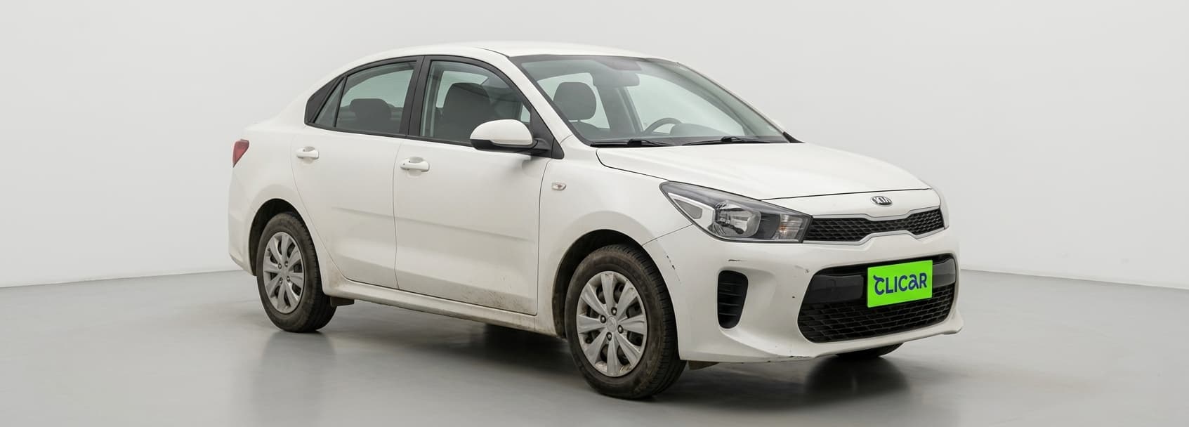 Automovil Kia Soluto