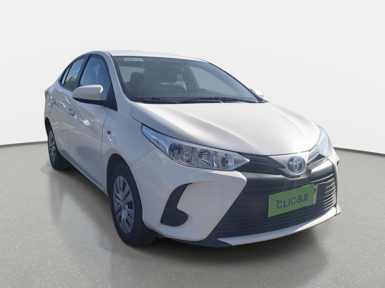 Automovil Toyota Yaris