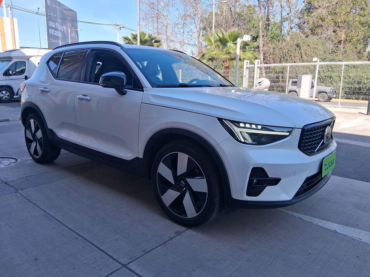 Station Wagon Volvo Xc40