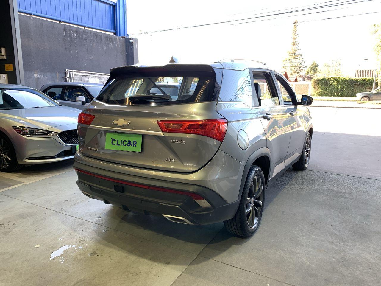 Station Wagon Chevrolet Captiva