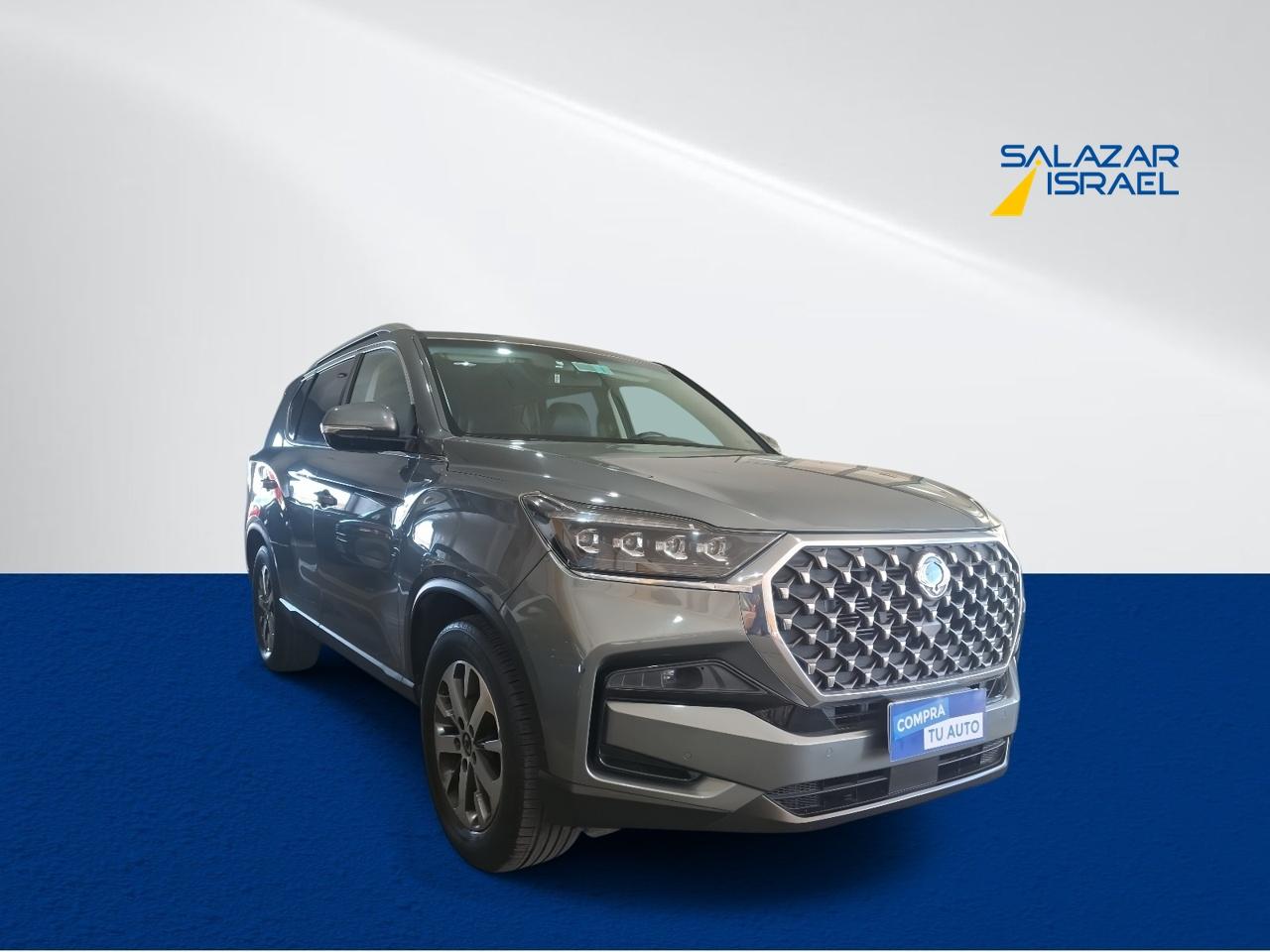 Station Wagon Ssangyong New Rexton