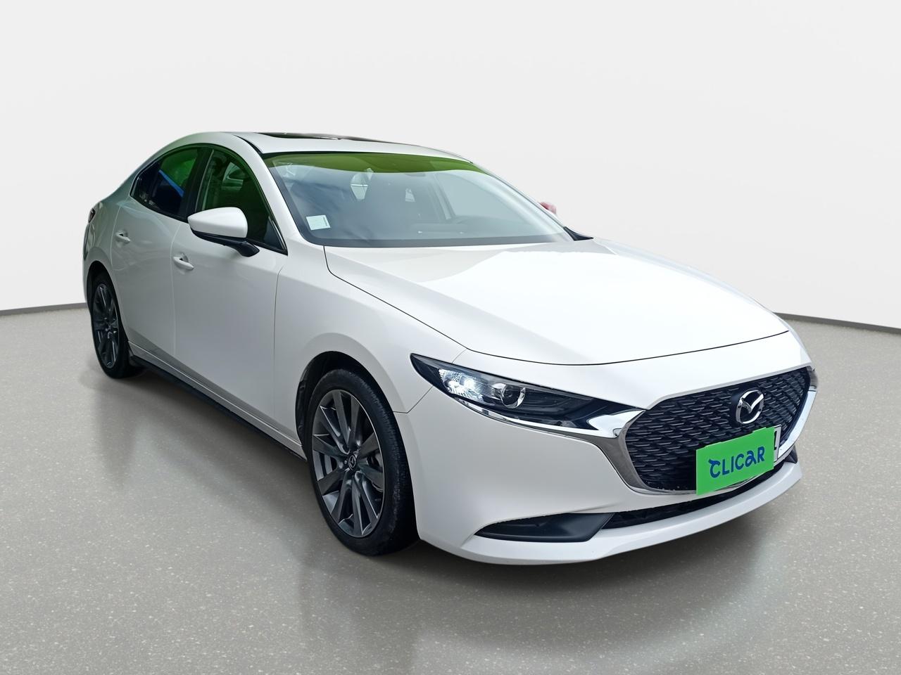 Automovil Mazda 3