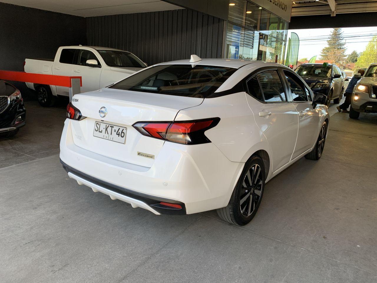 Automovil Nissan Versa