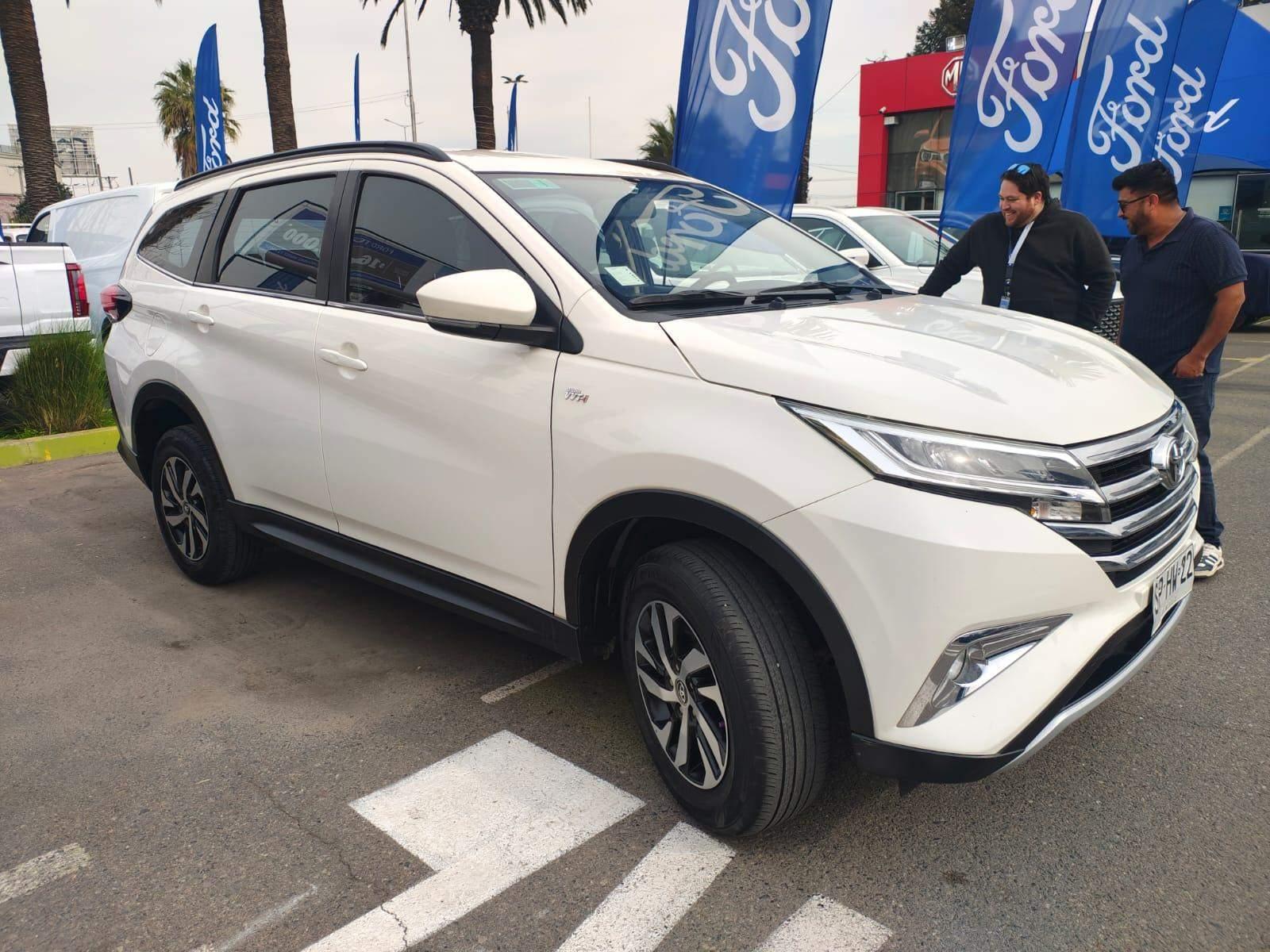 Suv Toyota Rush