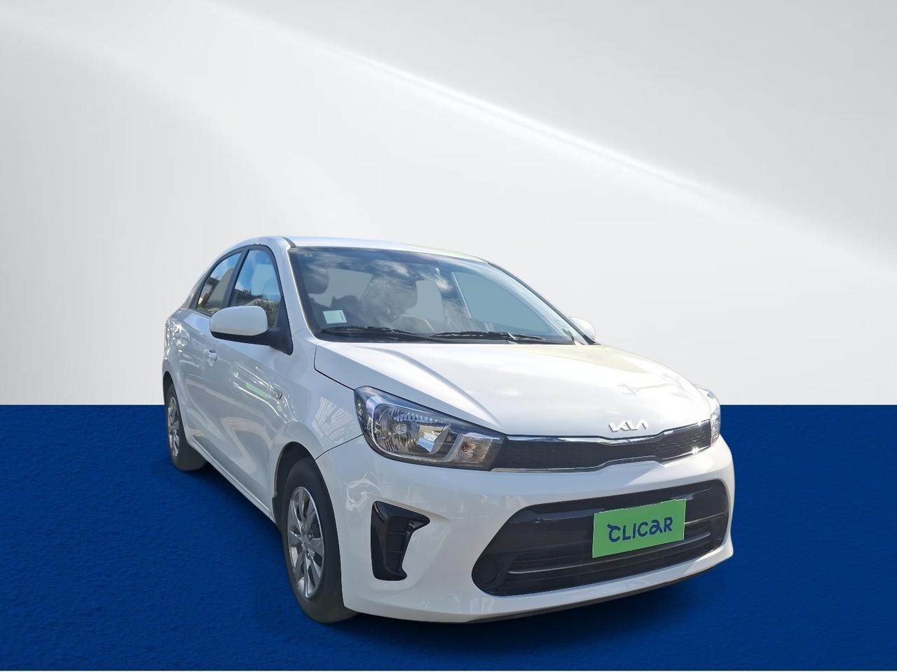 Automovil Kia Soluto