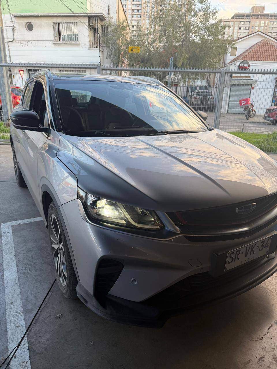 Suv Geely Coolray