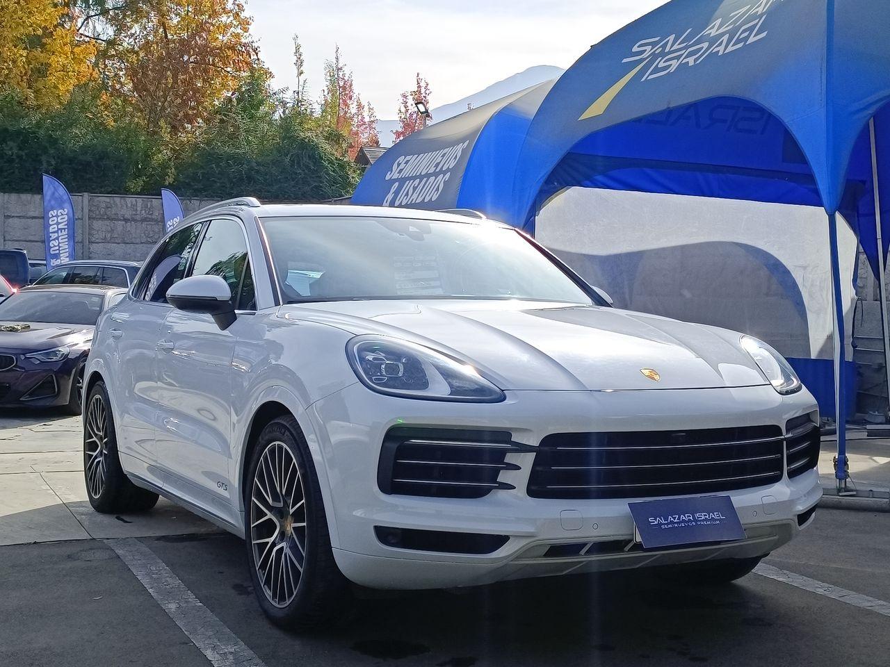 Station Wagon Porsche Cayenne