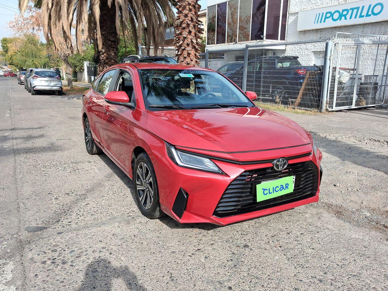 Automovil Toyota Yaris