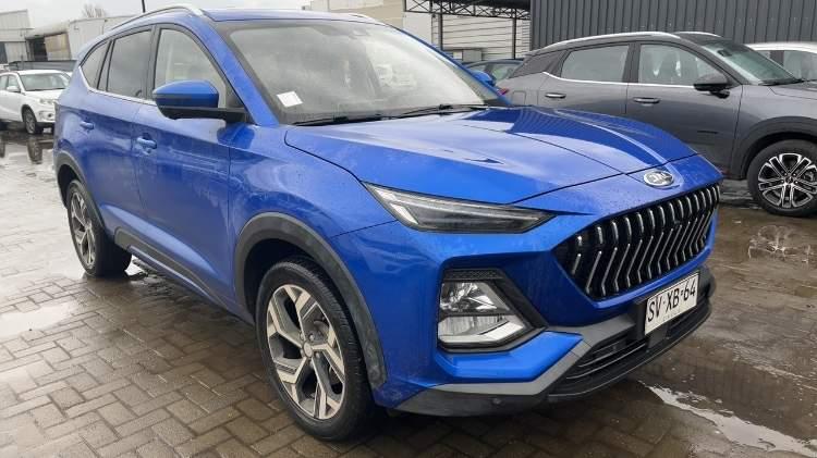Suv Jac Js8