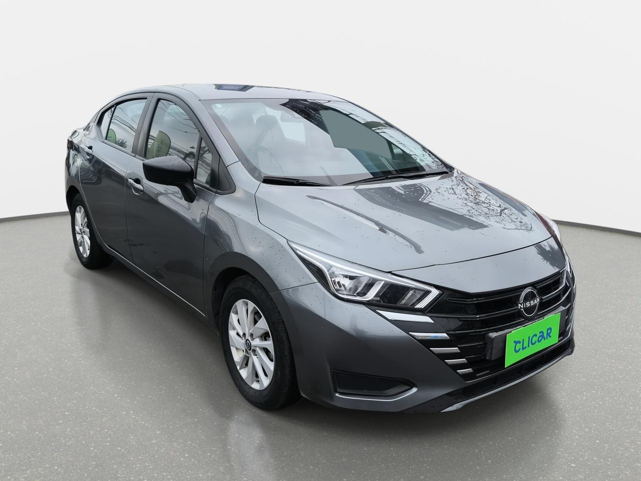 Automovil Nissan Versa