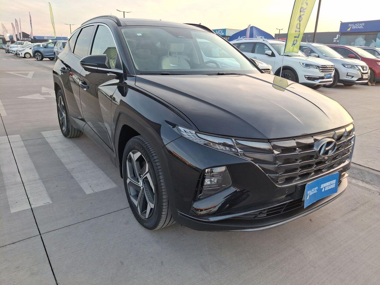 Station Wagon Hyundai Tucson Hybrid