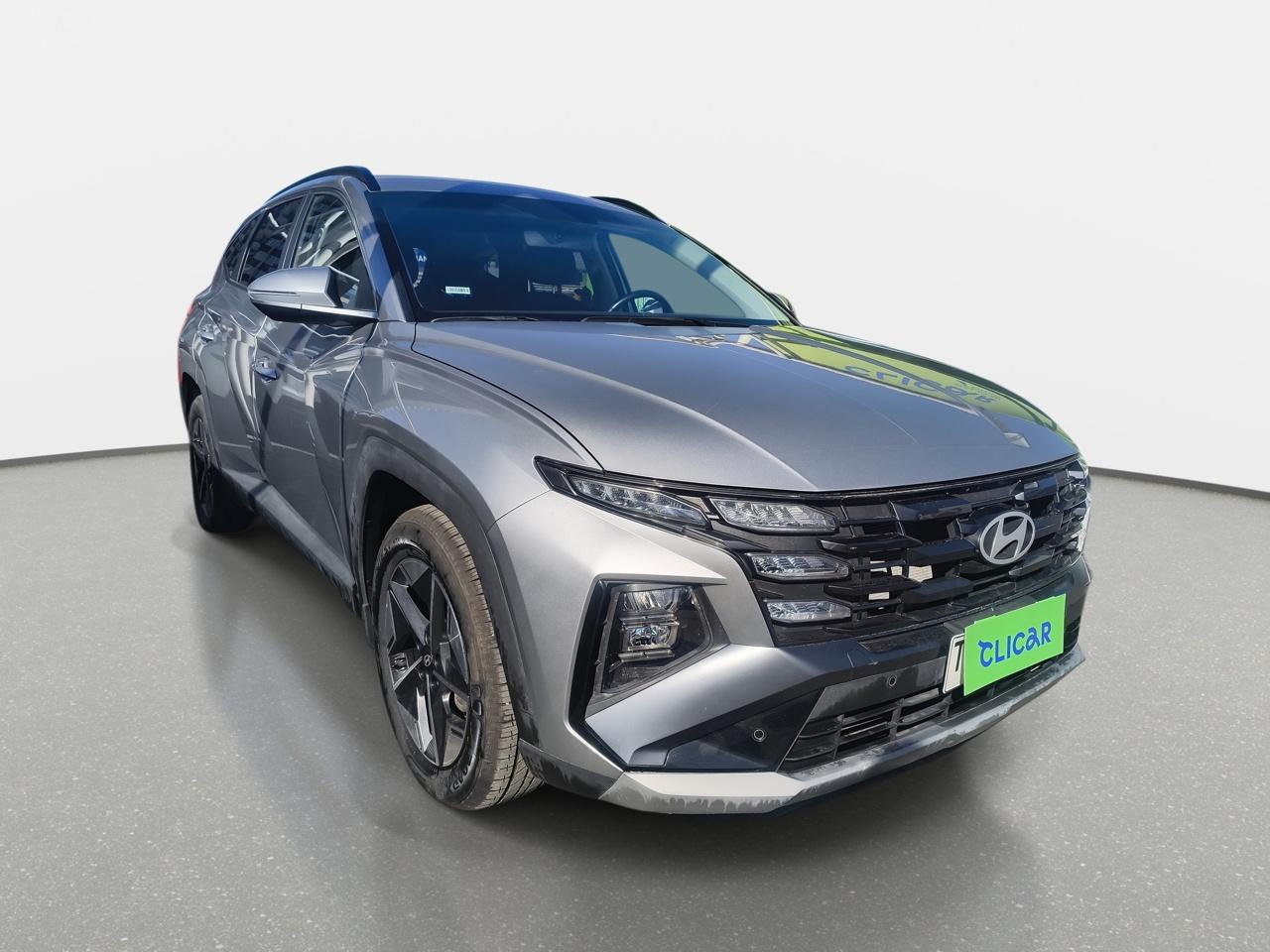 Station Wagon Hyundai Tucson