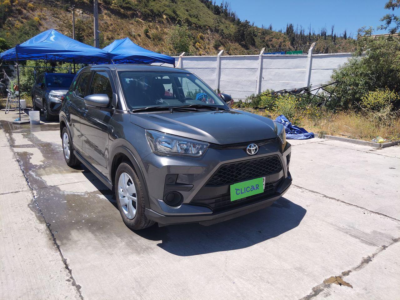 Station Wagon Toyota Raize