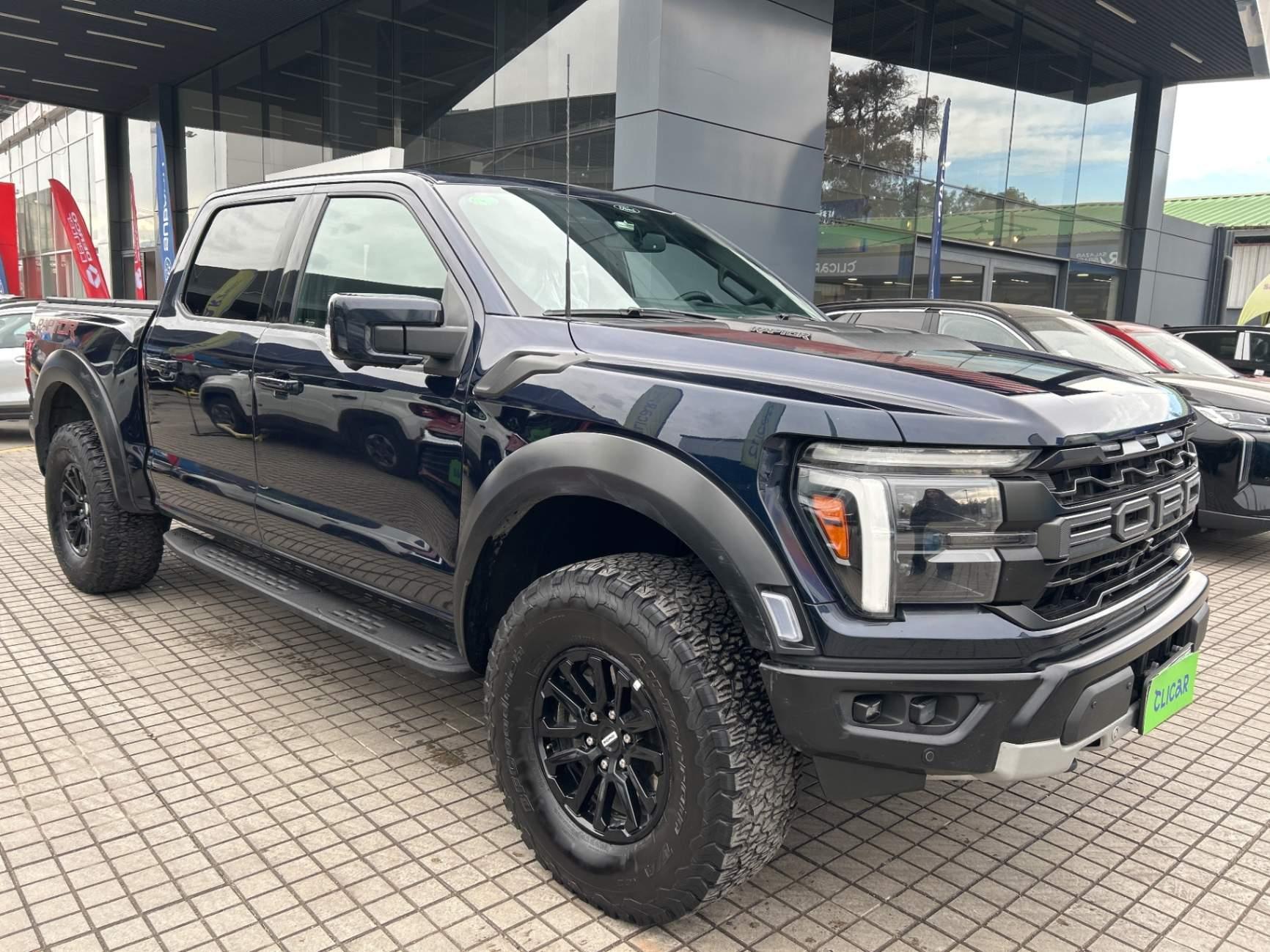 Camioneta Ford F-150 Raptor