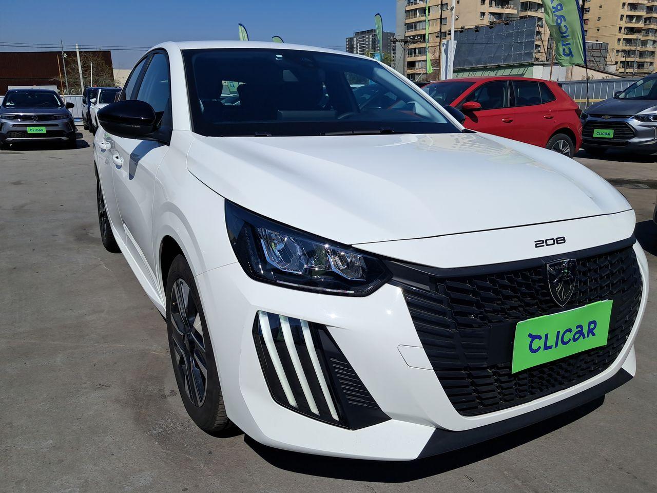 Automovil Peugeot 208