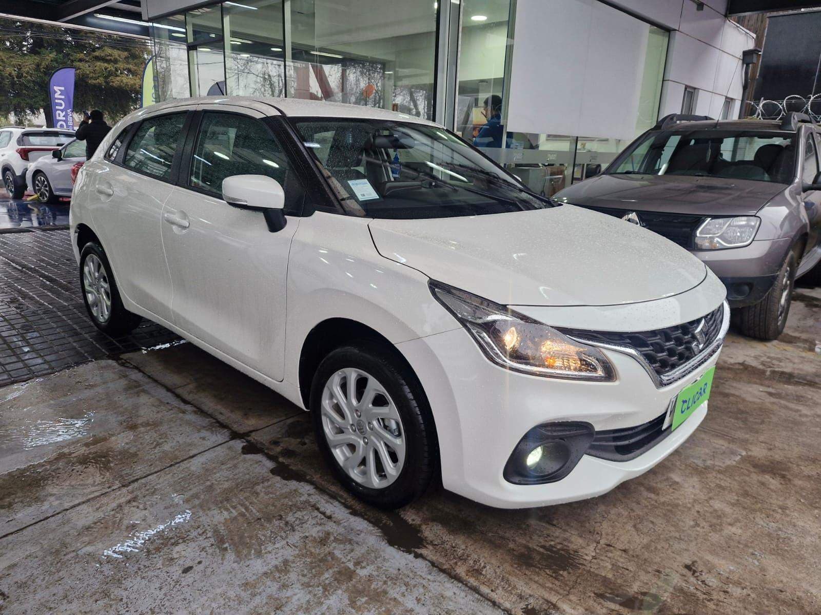 Automovil Suzuki Baleno