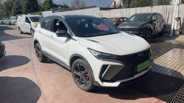 Suv Geely Coolray