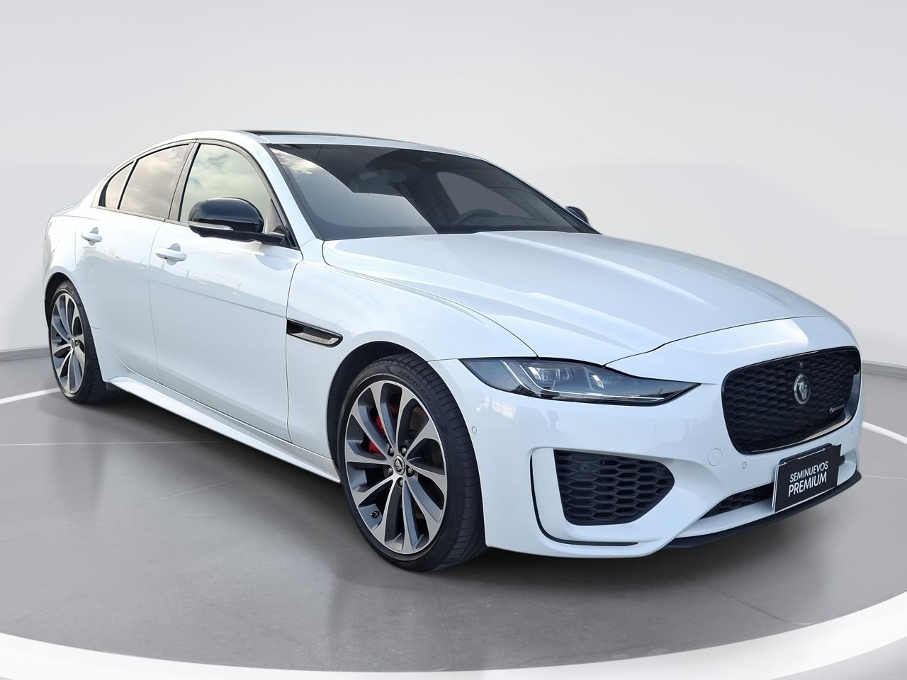Automovil Jaguar Xe