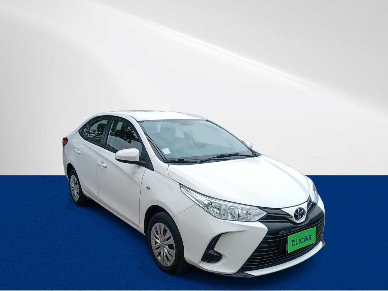 Automovil Toyota Yaris